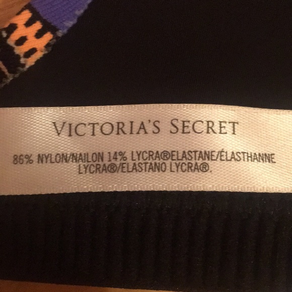 Victoria secrets sport bra - Picture 6 of 6